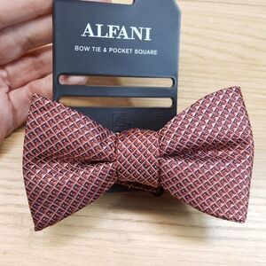 ALFANI Mens Bow Tie Cognac Diamond Geometric Check Pre-Tied
